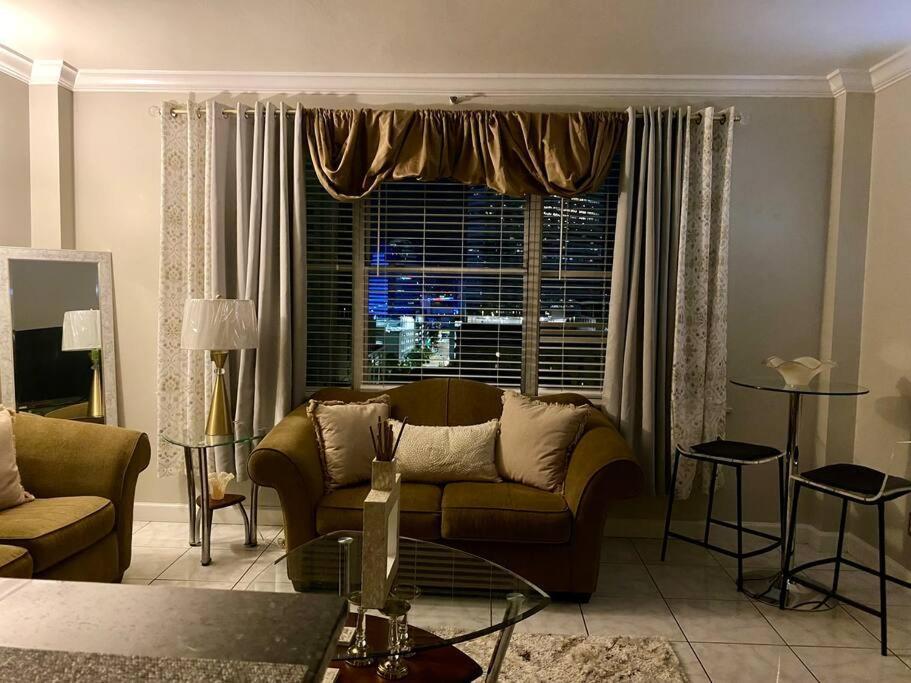 ג'קסונוויל Cozy Downtown Condominium מראה חיצוני תמונה